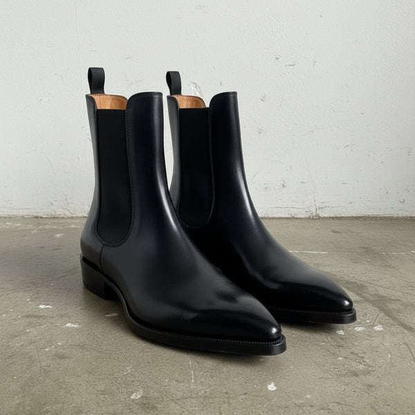 Charnley · Black Plain-Toe Chelsea Boots
