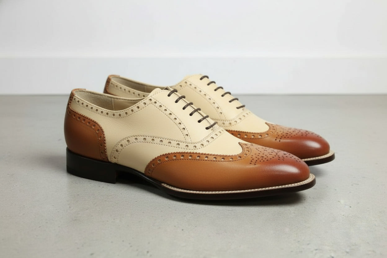Handcrafted Men's Two-tone Wingtip Brogue Shoes