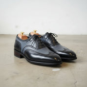 Men's Two-tone Wingtip Leather Dress Shoes