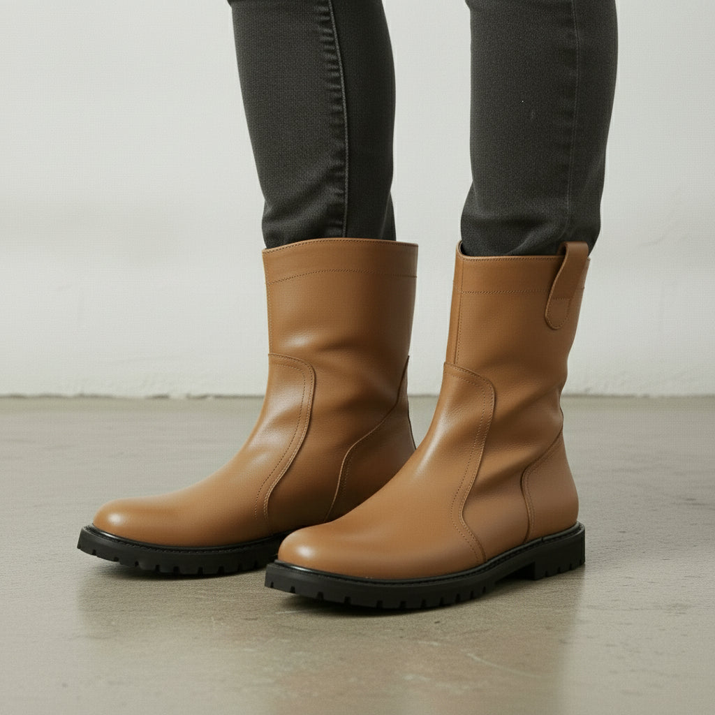Men's Tan Plain-Toe Leather Pull-On Boots