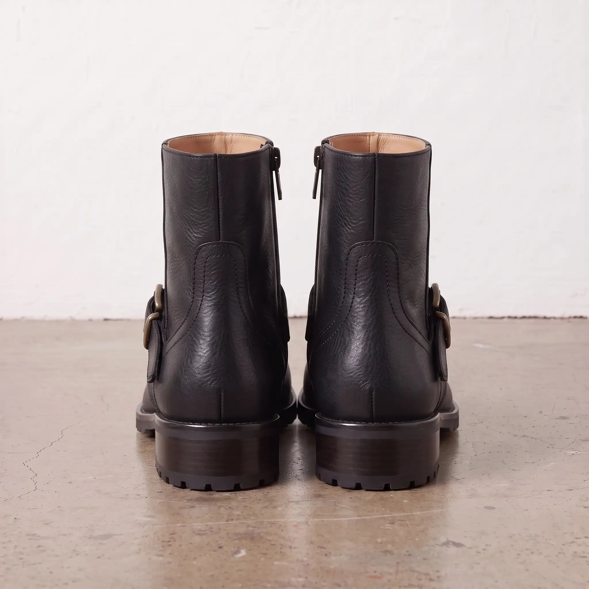 Women's Black Plain-Toe Leather Jodhpur Boots — Kibworth