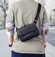 Men's Black Magnetic Buckle Leather Crossbody Bag