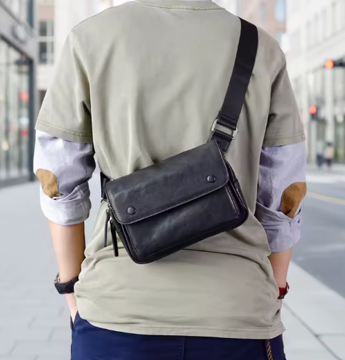 Men's Black Magnetic Buckle Leather Crossbody Bag