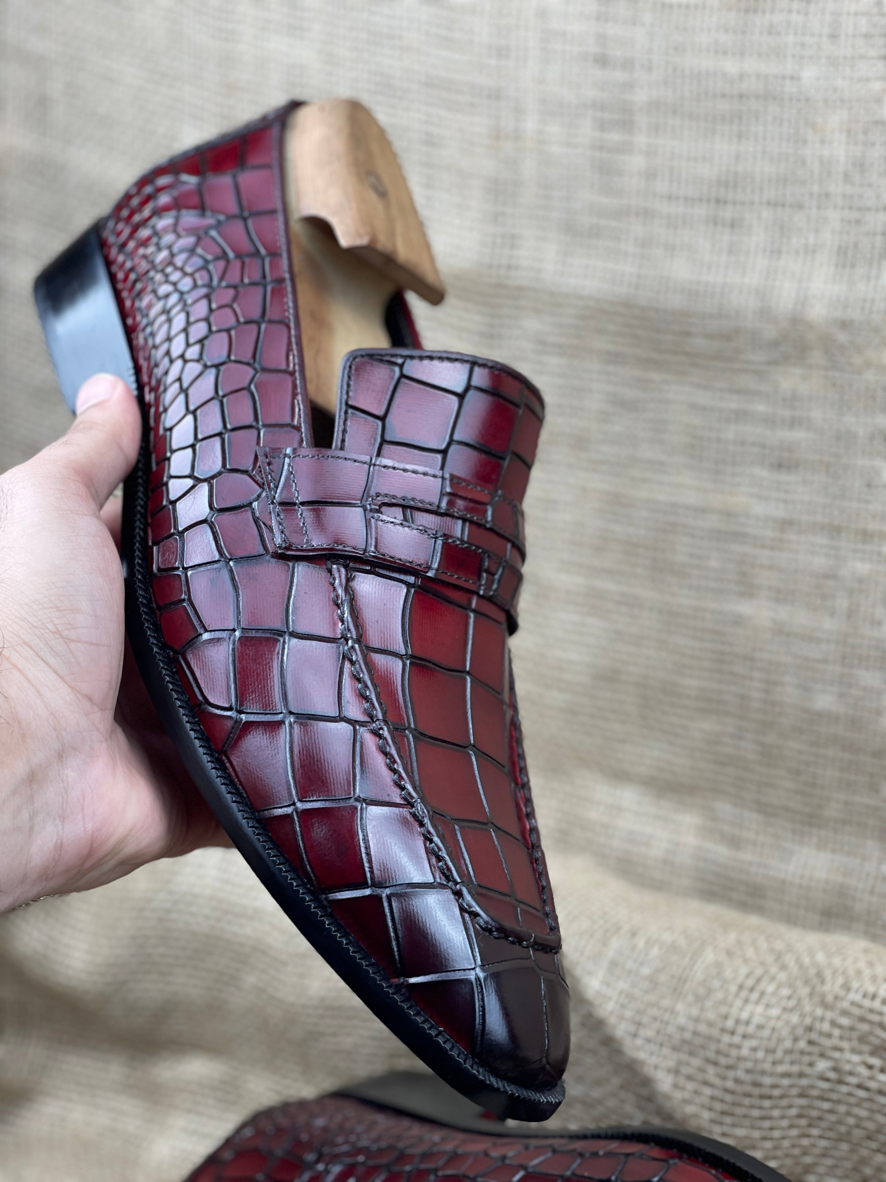 Handmade Mens Alligators Shoes, Crocodile Embossed Leather Moccasins