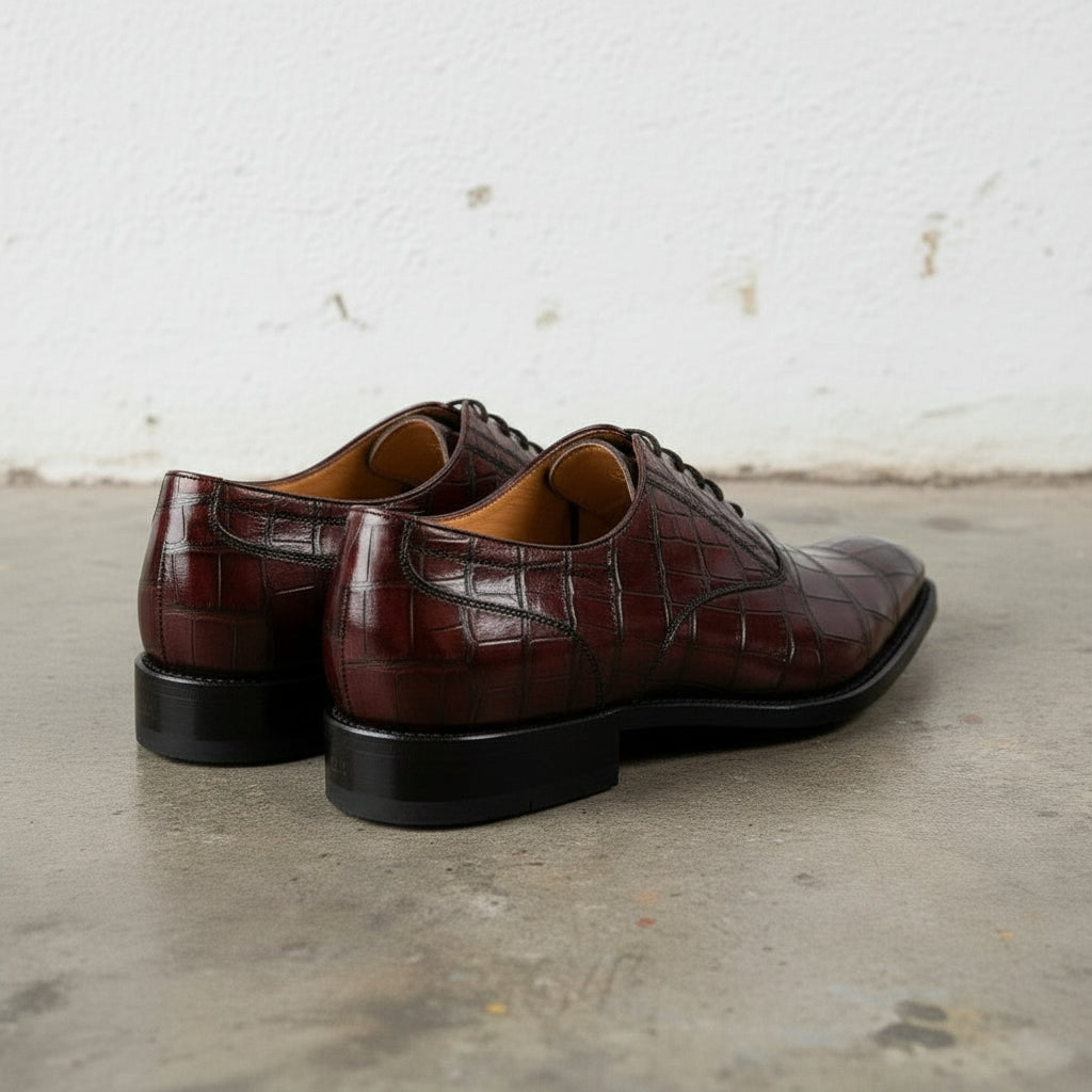 Men's Maroon Crocodile Texture Leather Dress Shoes US 9 / Maroon Almond / D - Standard