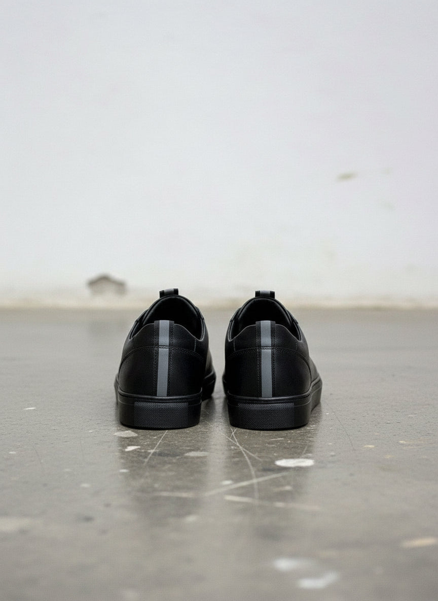 Men's Black Leather Low-Profile Sneakers