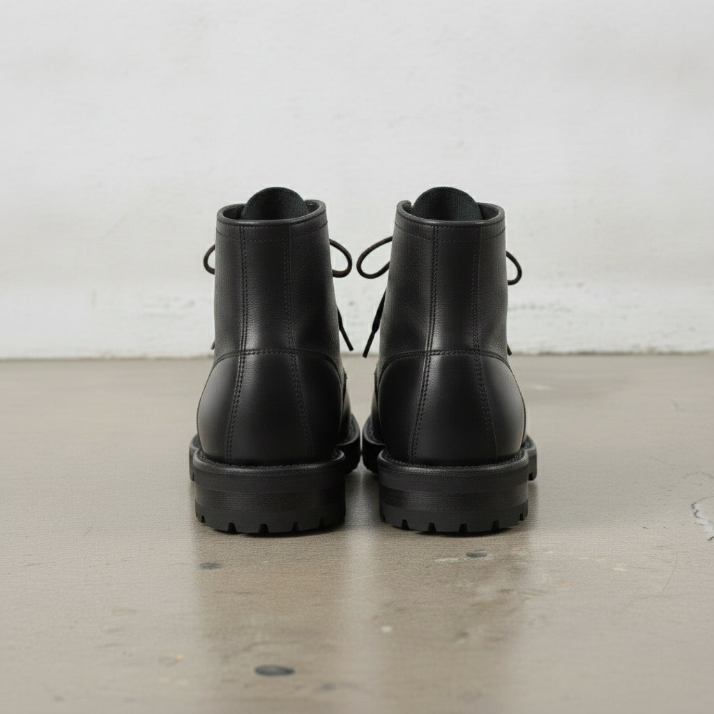 Men's Black Apron-Toe Leather Lace-Up Boots — Sedgefield