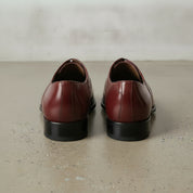 Men's Burgundy Plain-Toe Crocodile-Embossed Leather Oxfords — Esmond