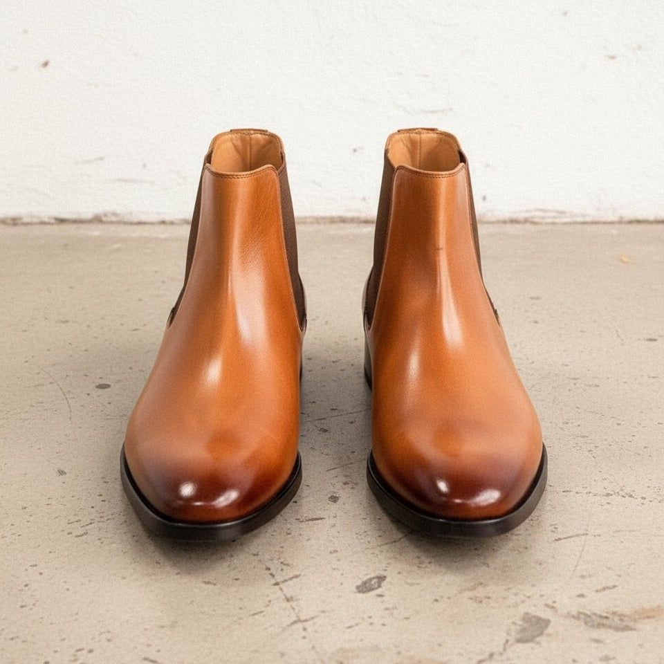 Men's Tan and Dark Brown Plain-Toe Leather Chelsea Boots — Grays