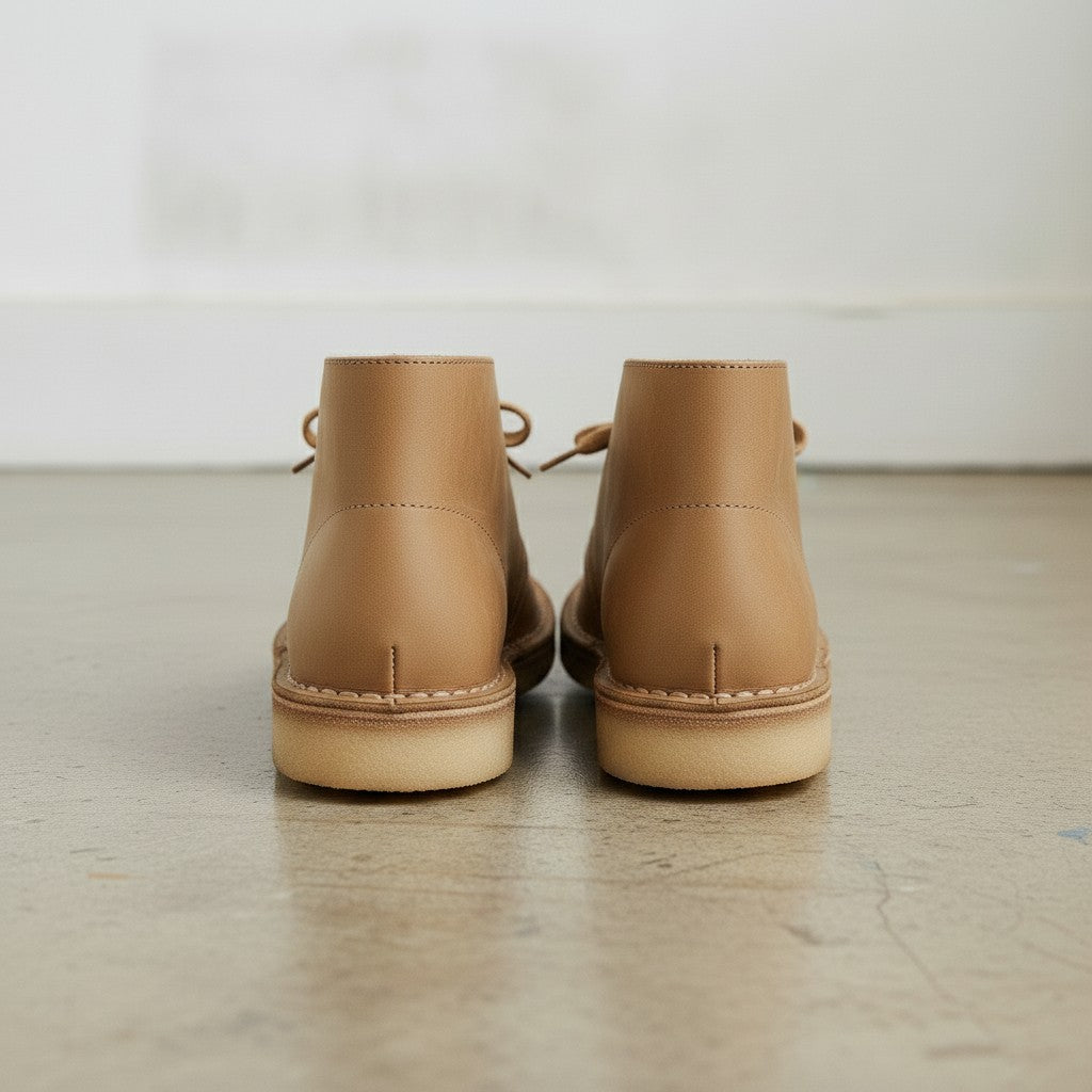 Men's Tan Plain-Toe Leather Chukka Boots