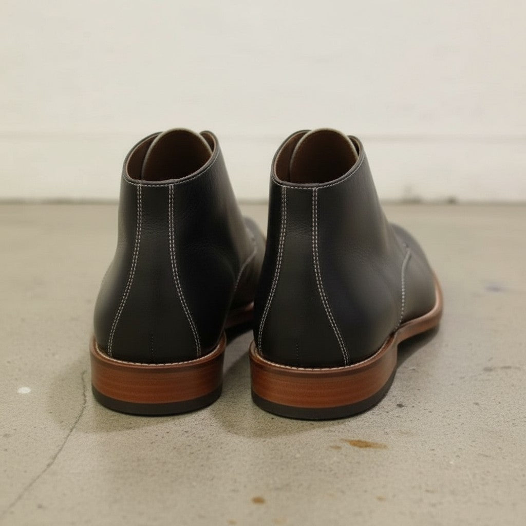 Men's Black Apron-Toe Leather Chukka Boots