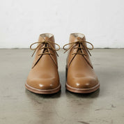Men's Tan Plain-Toe Leather Chukka Boots