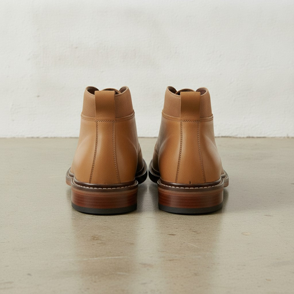 Men's Tan Plain-Toe Leather Chukka Boots