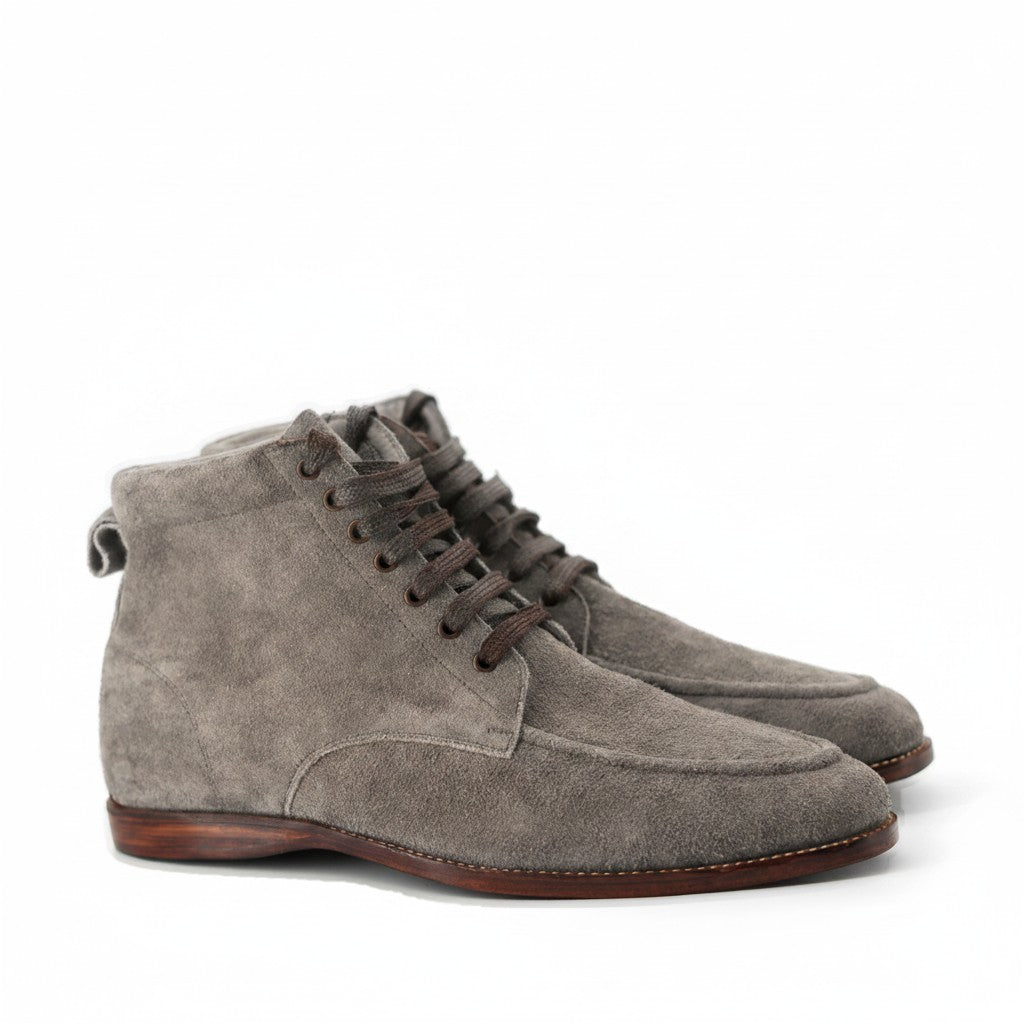 Men's Light Gray Suede Apron-Toe Chukka Boots