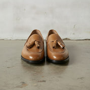Men's Tan Apron-Toe Leather Tassel Loafers — Farnford