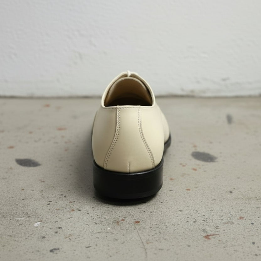 Men's Cream Cap-Toe Brogue Leather Oxfords — Sarsfield — Sarsfield