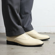 Men's Cream White Plain-Toe Medallion Leather Oxfords — Sarsfield