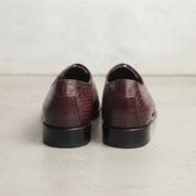 Men's Burgundy Alligator-Embossed Leather Oxfords — Amhurst