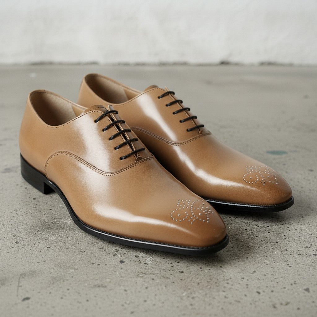 Men's Tan Plain-Toe Leather Oxfords — Cambray
