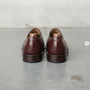 Handmade Men's Burgundy Alligator Texture Oxford Shoes — Copley