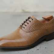 Handmade Men's Tan Alligator Texture Oxford Shoes — Copley