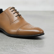 Men's Tan Cap-Toe Leather Oxfords — Aspall