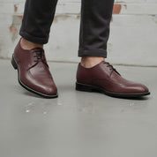 Men's Burgundy Apron-Toe Leather Derby Shoes — Falkirk — Falkirk