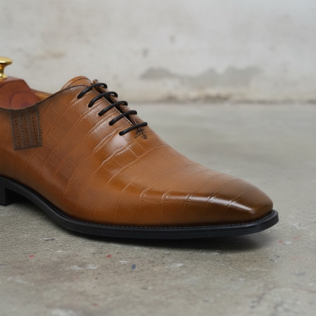 Men's Cognac Crocodile-Embossed Leather Oxfords — Wroxton
