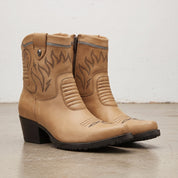 Women's Tan Pointed-Toe Leather Cowboy Boots — Eastwell — Eastwell