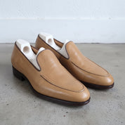 Men's Tan Apron-Toe Leather Loafers — Willoughby
