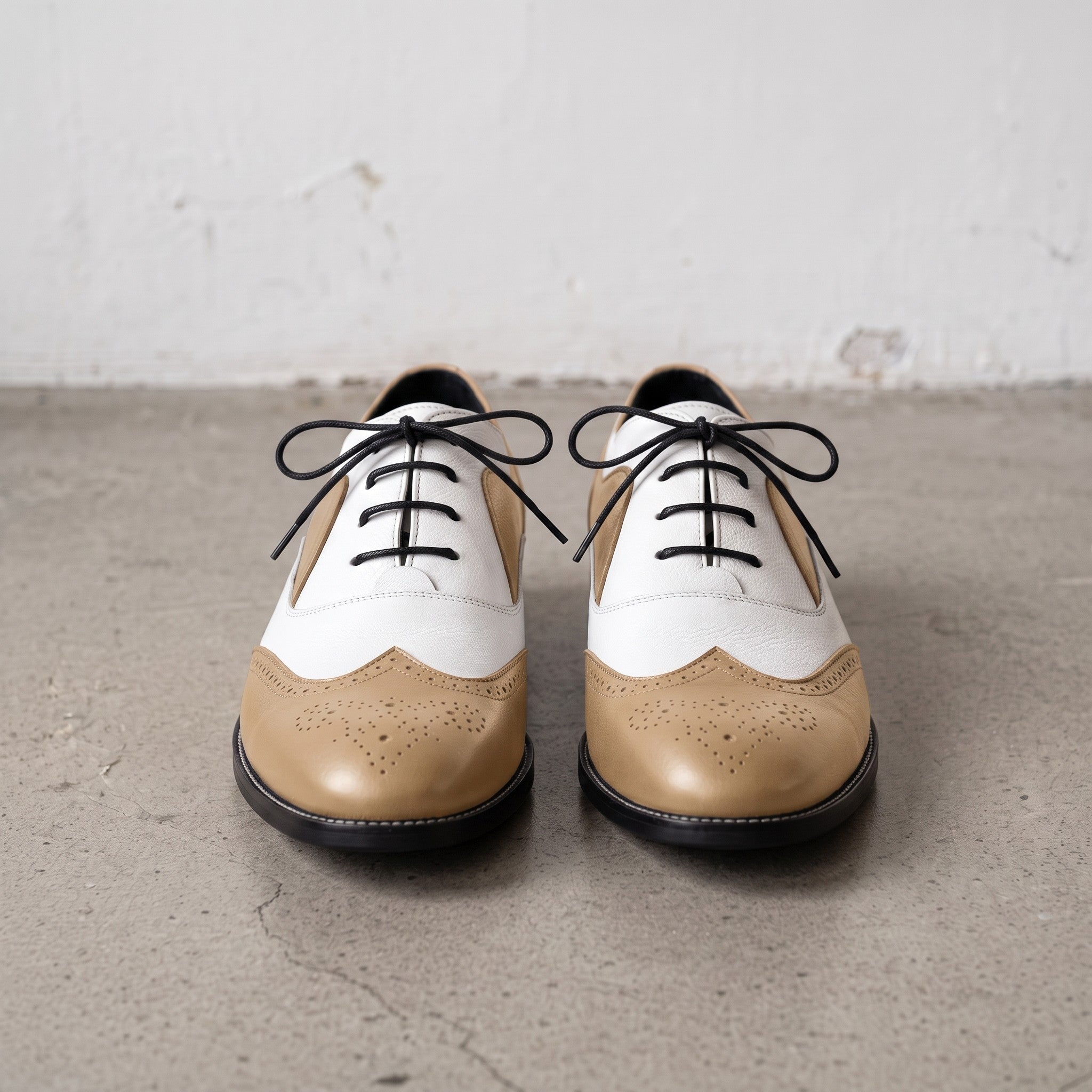 Men's Tan and White Wingtip Leather Spectator Oxfords — Calthorpe