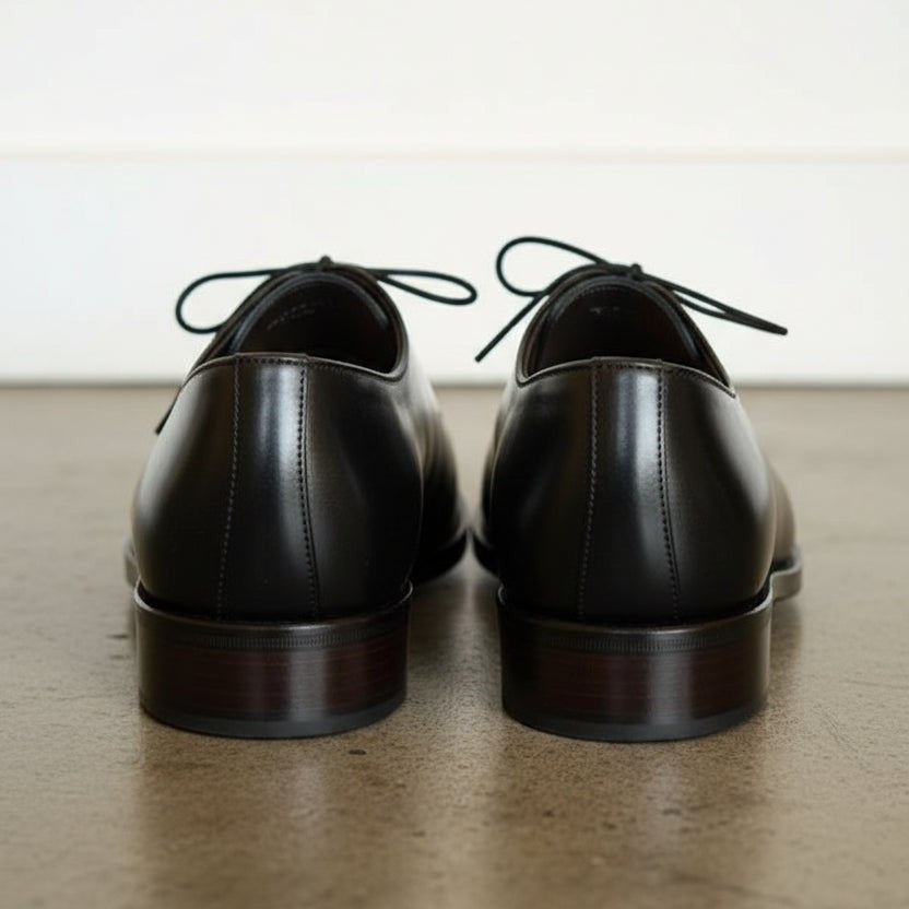 Men's Black Plain-Toe Leather Oxfords — Edenton