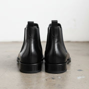 Men's Black Plain-Toe Leather Chelsea Boots — Connolly