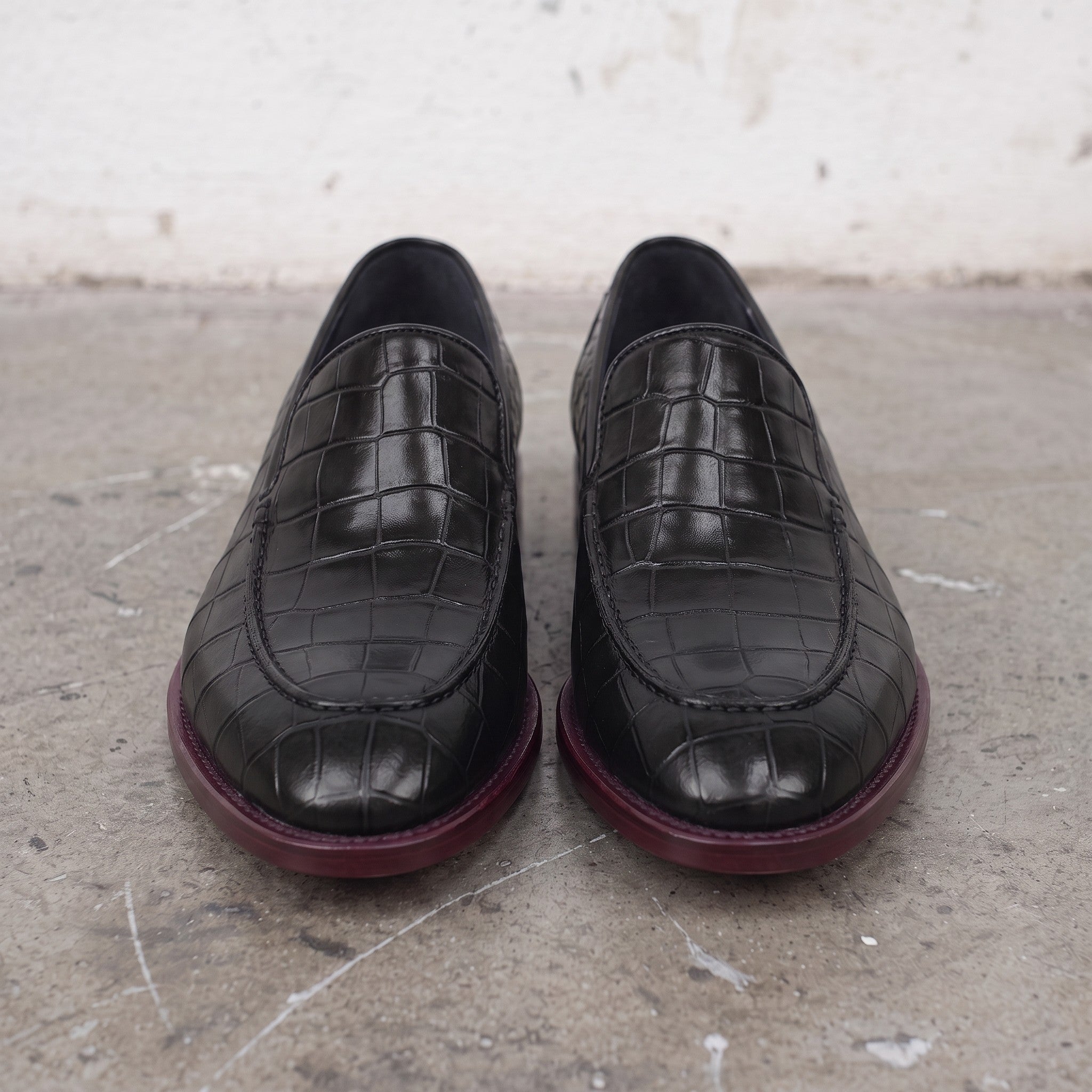 Men's Black Alligator-Embossed Leather Loafers — Hayley