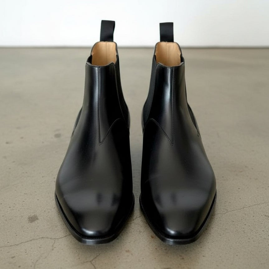 Men's Black Plain-Toe Leather Chelsea Boots — Hockin
