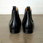 Men's Black Plain-Toe Leather Chelsea Boots — Hockin