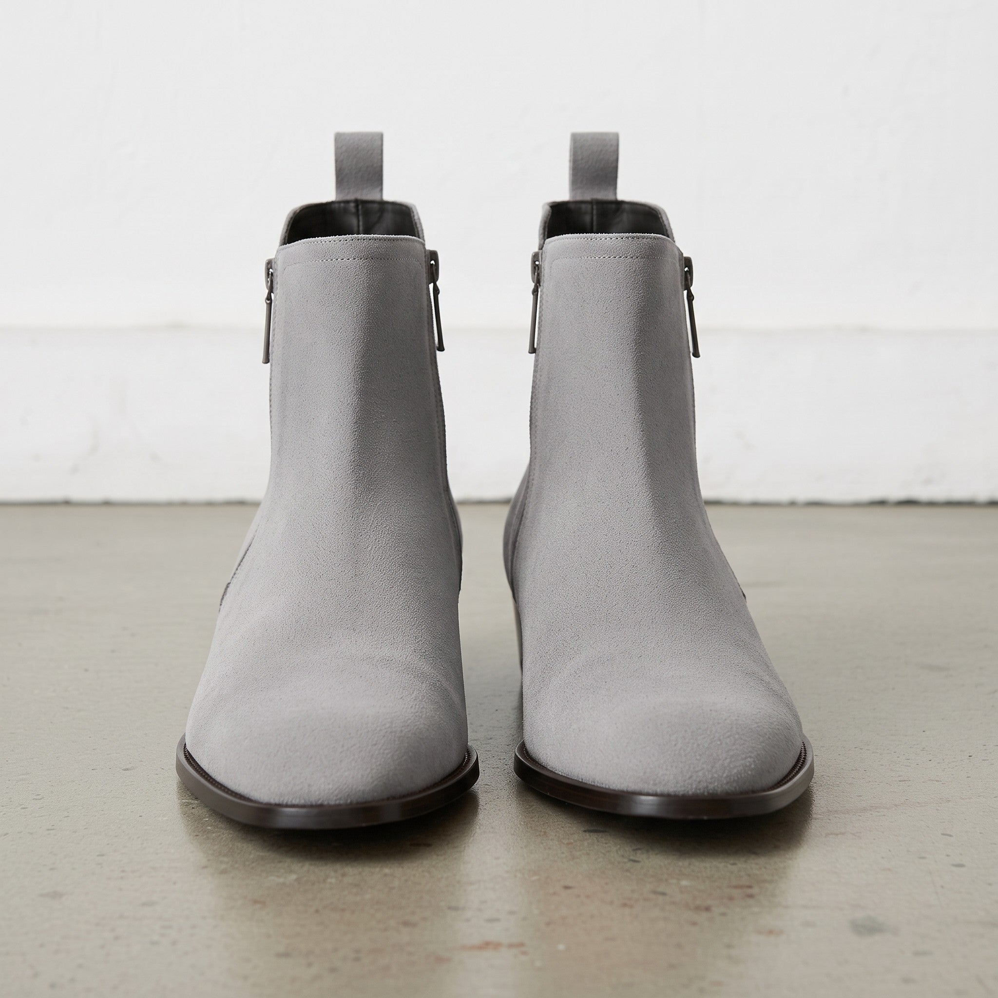 Men's Light Gray Plain-Toe Suede Ankle Boots — Dilloway