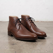 Men's Brown Plain-Toe Leather Chukka Boots — Hornsey
