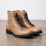 Men's Tan Plain-Toe Pebbled Leather Lace-Up Boots — Ledbury