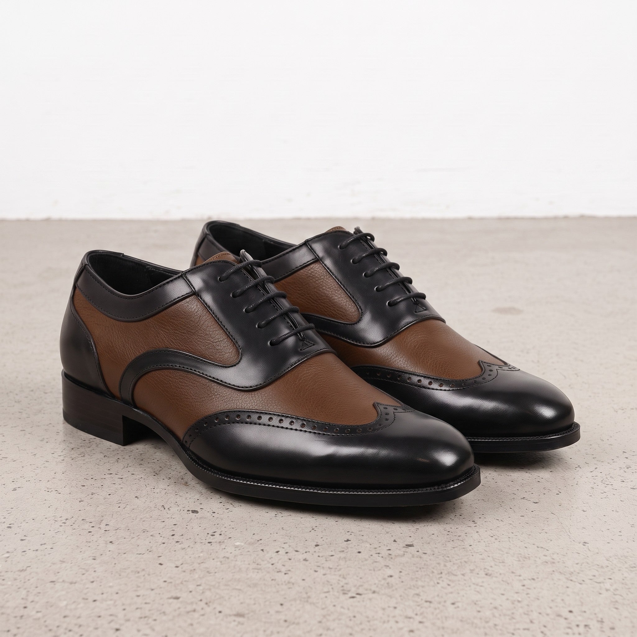 Men's Brown and Black Two-Tone Wingtip Leather Spectator Oxfords — Anstruther