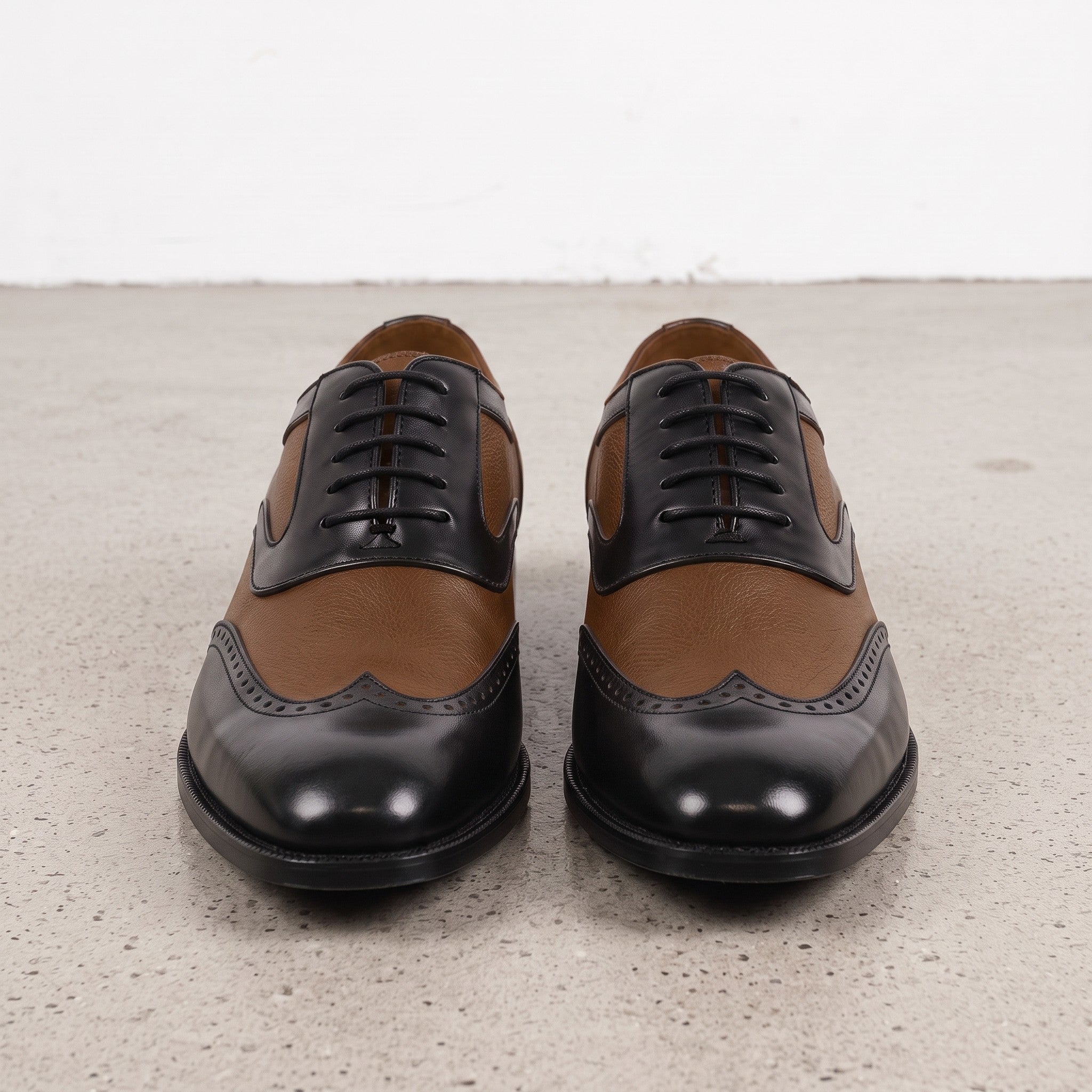 Men's Brown and Black Two-Tone Wingtip Leather Spectator Oxfords — Anstruther
