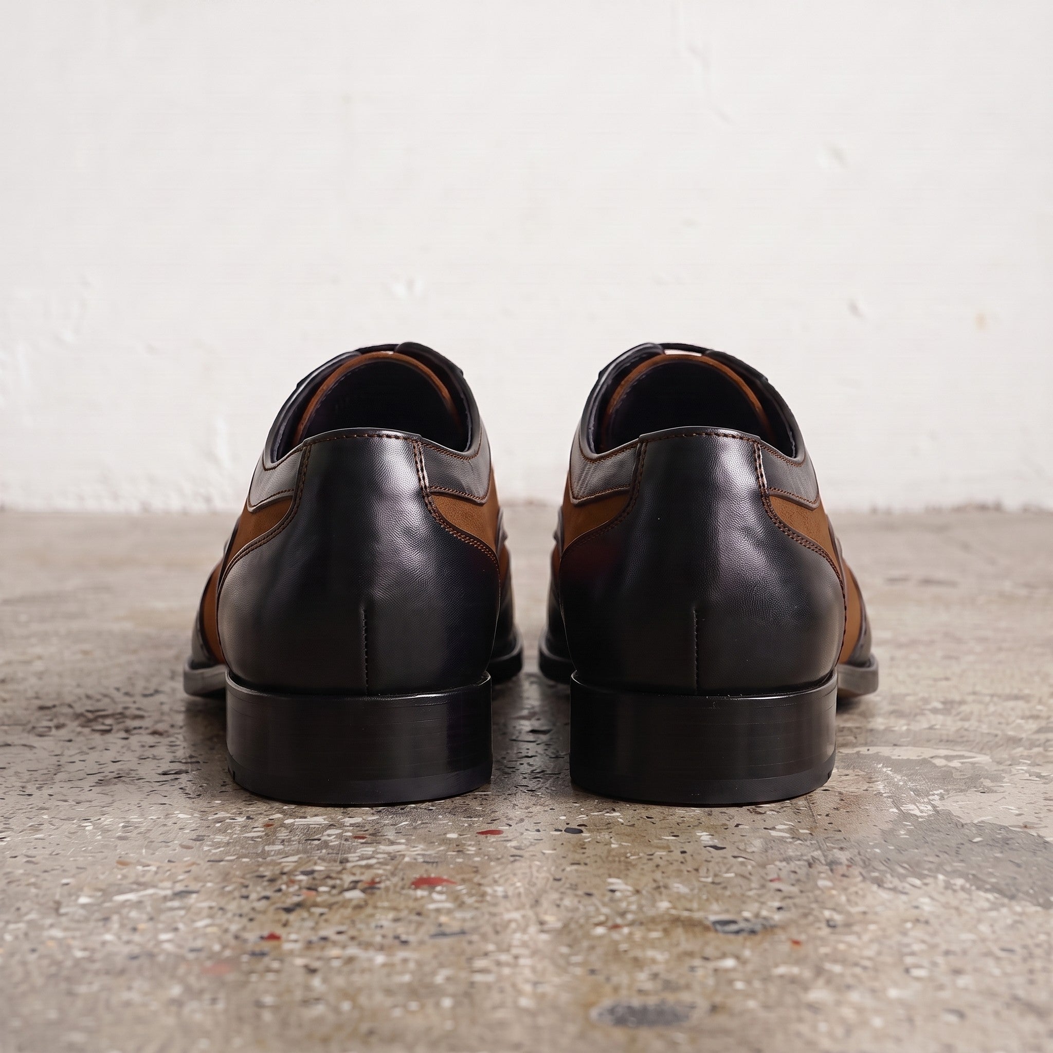 Men's Brown and Black Two-Tone Wingtip Leather Spectator Oxfords — Anstruther