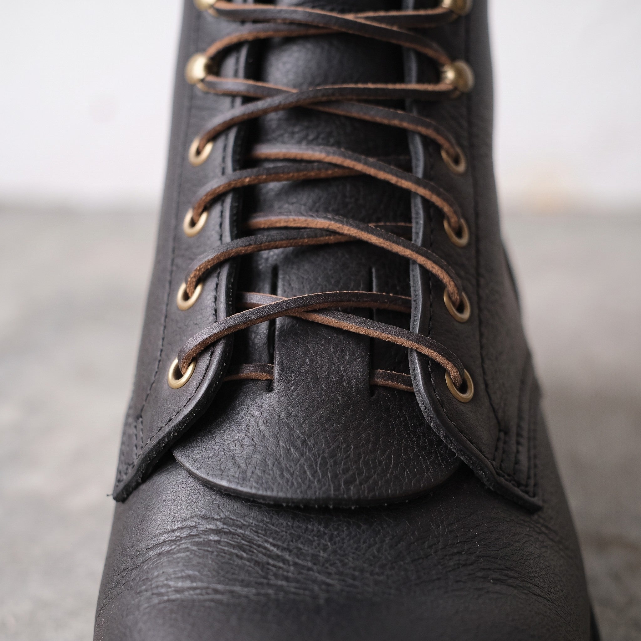 Black Pull-Up Leather Boot Kilties - False Tongues — Abbergate