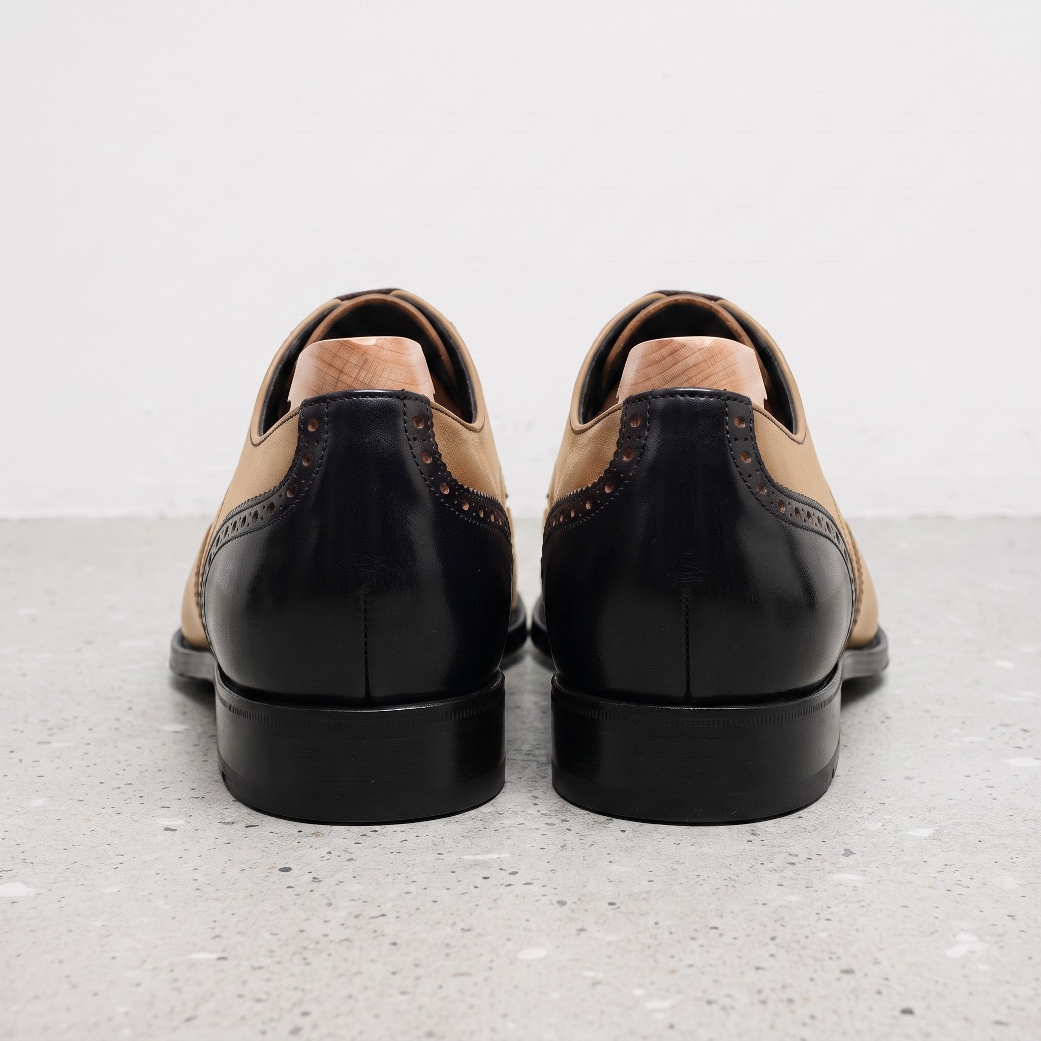 Men's Tan and Black Wingtip Leather Brogue Derbys — Castley