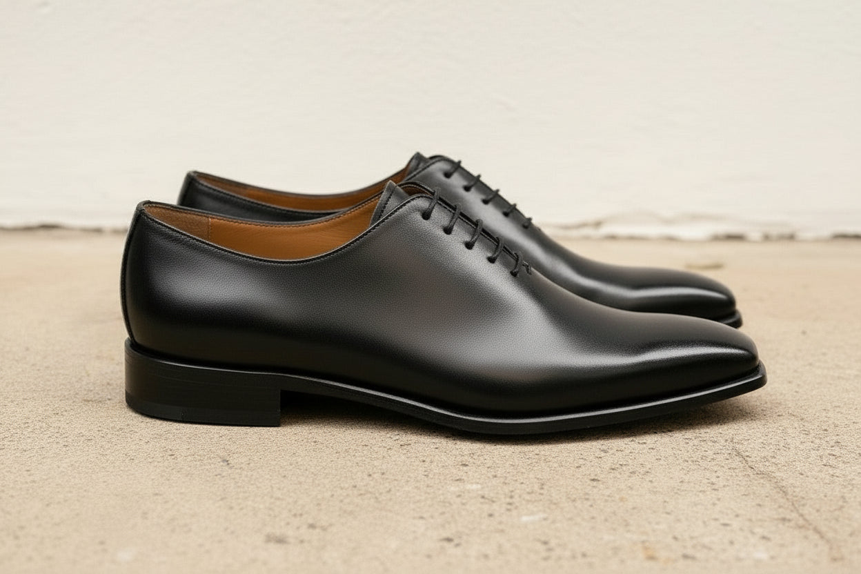 Handcrafted Men's Black Leather Oxford Shoes