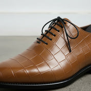 Men's Tan Crocodile-Embossed Leather Oxfords