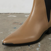 Men's Tan Pointed-Toe Leather Chelsea Boots