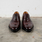 Elegant Men Maroon Lace Up Crocodile Texture Leather Almond Toe shoes - front-view