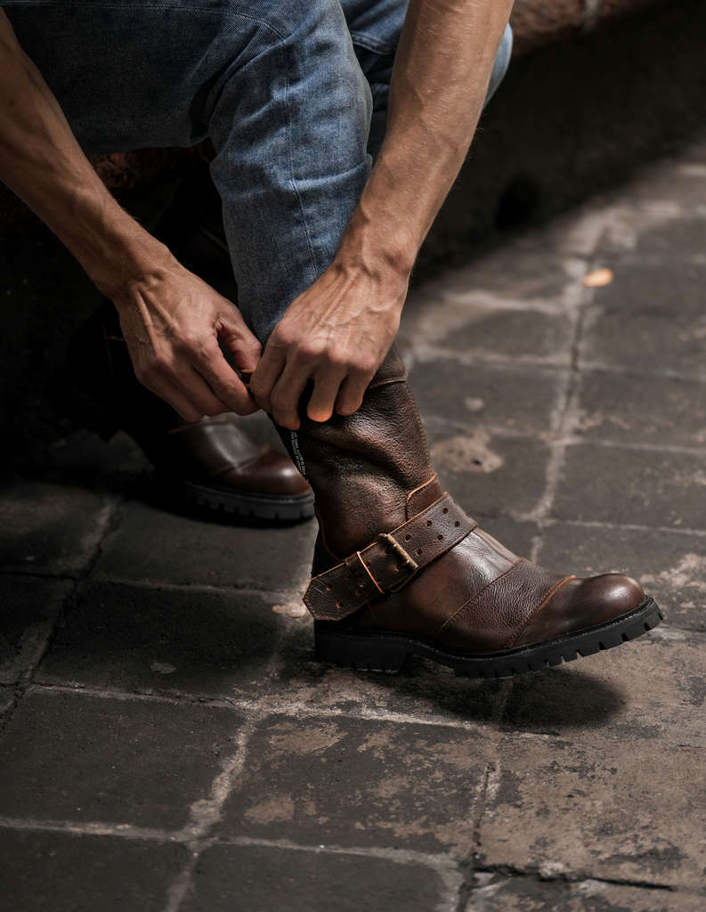 Men's Calf Leather Motorcycle Boots Protective Moto Footwear