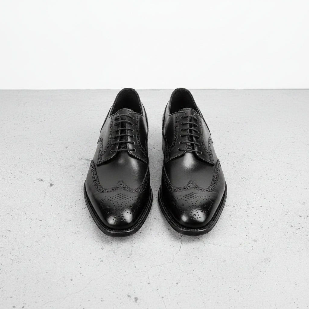Handcrafted Men's Wingtip Brogue Formal Shoes in Black Leather